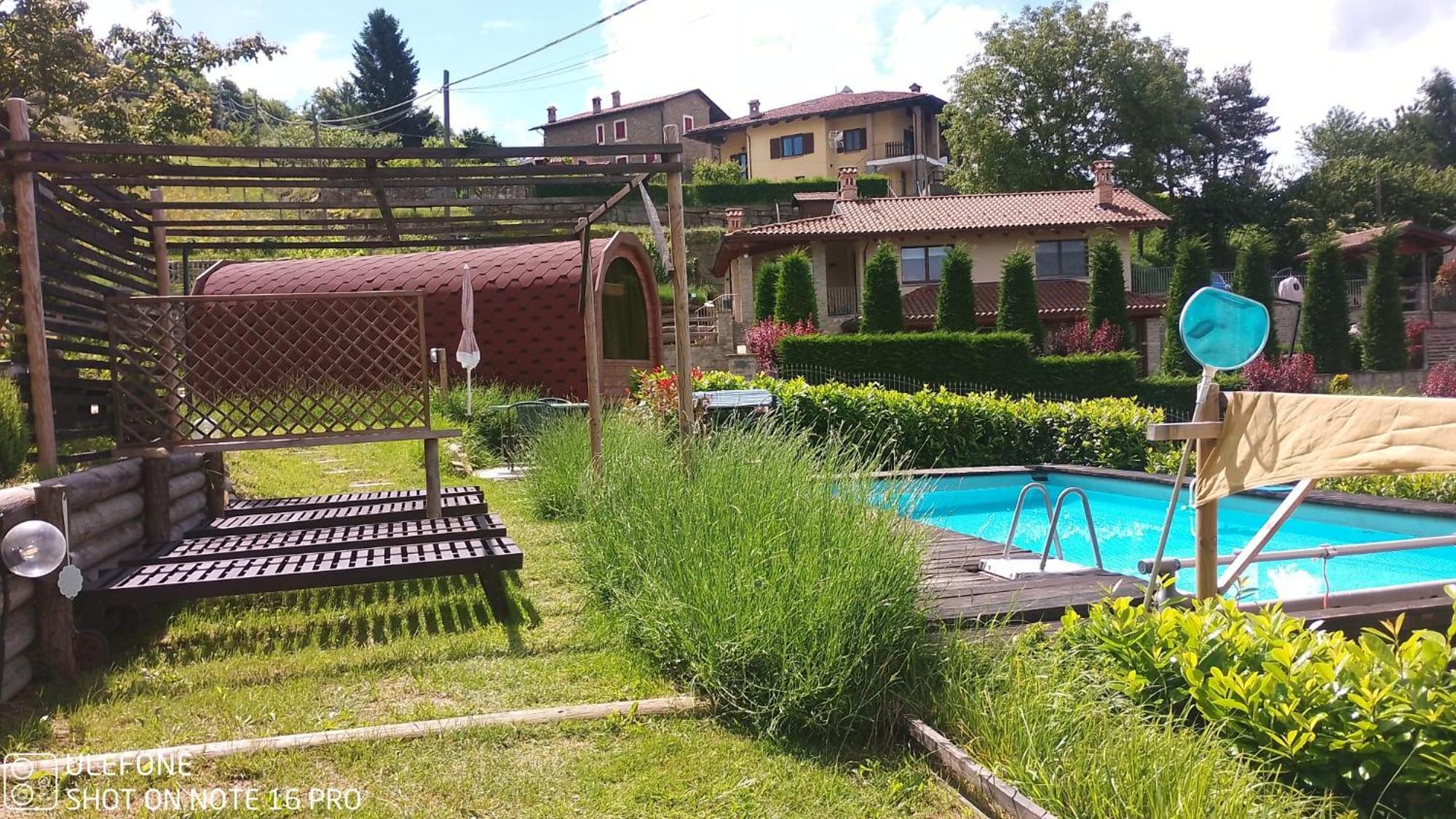 La Tana Dello Scoiattolo - Adults Only Bed & Breakfast Murazzano  Екстериор снимка
